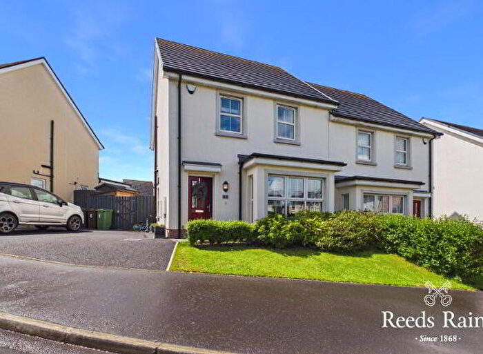3 Bedroom Semi-Detached House For Sale In Ayrshire Manor, Lisburn, BT28