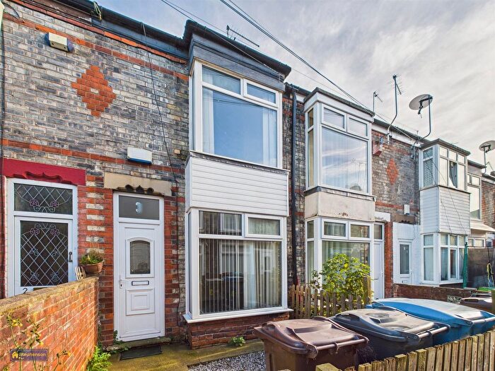 2 Bedroom Terraced House To Rent In Carisbrooke Avenue, Manvers Street, Hull, HU5