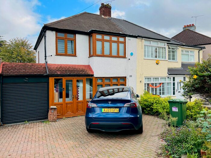 3 Bedroom Semi-Detached House To Rent In Pettits Lane North, Romford, RM1