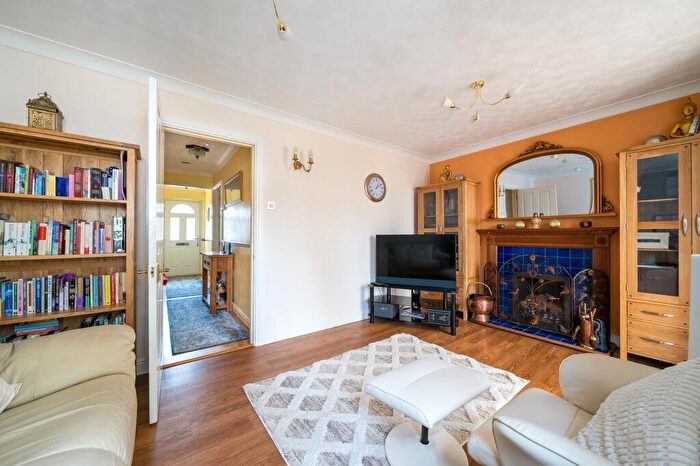 4 Bedroom Semi-Detached House For Sale In Priory Close, Shrewton, SP3
