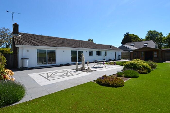 3 Bedroom Detached Bungalow For Sale In Claremont Road, CT14