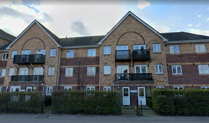 2 Bedroom Flat To Rent In Dyer Road, Shirley, Southampton, SO15
