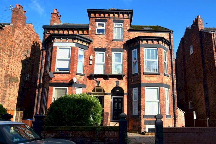 1 Bedroom Apartment To Rent In Central Road, Didsbury, M20