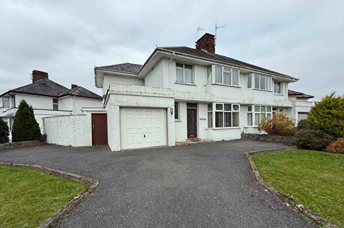 4 Bedroom Semi Detached House For Sale In Meadow Drive, Porthmadog, Gwynedd, LL49