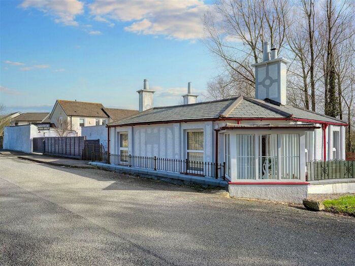 2 Bedroom Detached Bungalow For Sale In Moor Road, Great Clifton, Workington, CA14