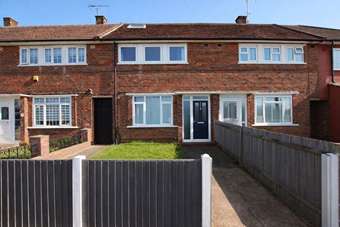 4 Bedroom Terraced House For Sale In Theobald Street, Borehamwood, WD6