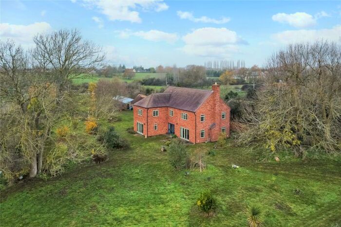 3 Bedroom Detached House For Sale In Woodend Lane, Shuthonger, Tewkesbury, Gloucestershire, GL20
