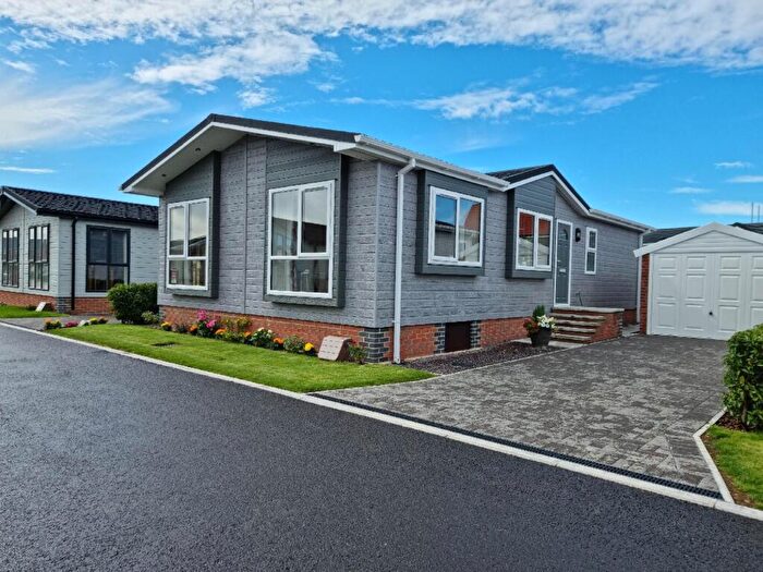 2 Bedroom Park Home For Sale In , Twigworth, GL2