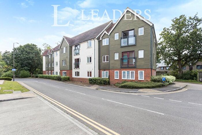 2 Bedroom Apartment To Rent In The Wickens, Southwater, RH13