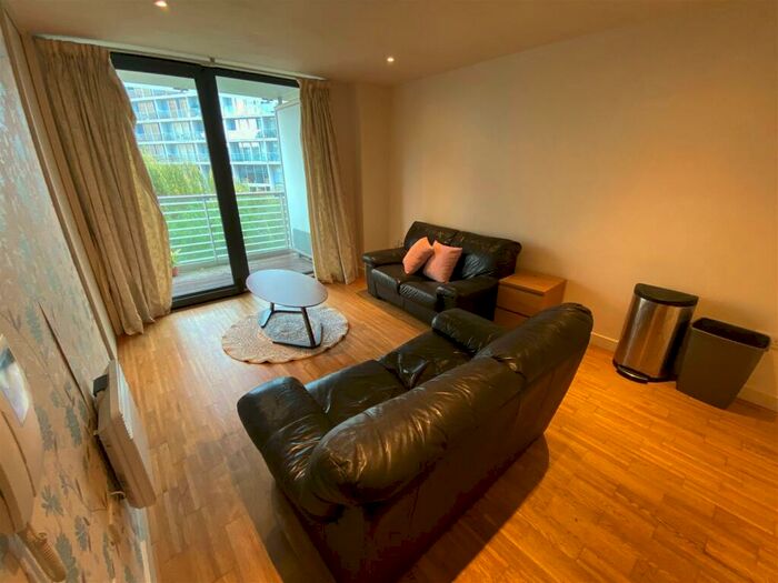 2 Bedroom Apartment To Rent In St Georges Island, Castlefield, M15