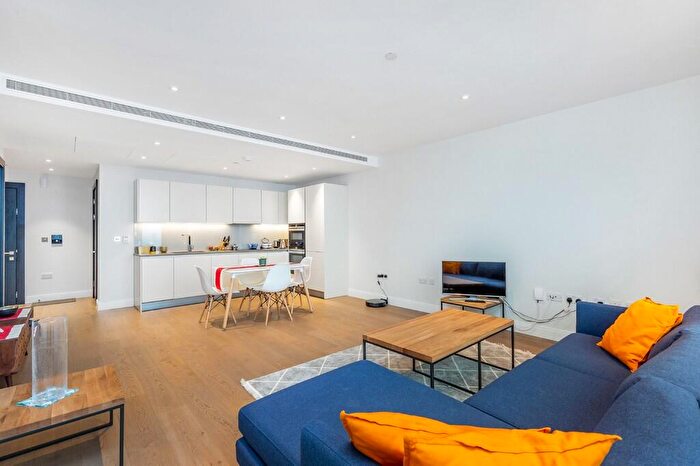 1 Bedroom Apartment To Rent In Sophora House, London, SW11