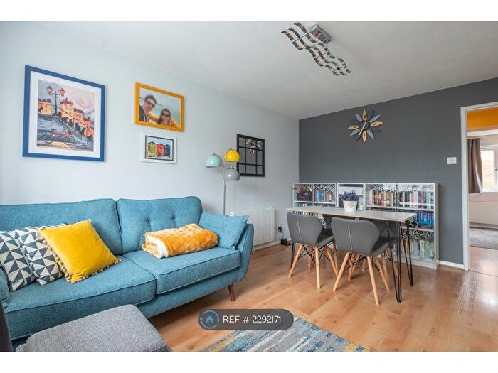 1 Bedroom Flat To Rent In Ruston Road, London, SE18