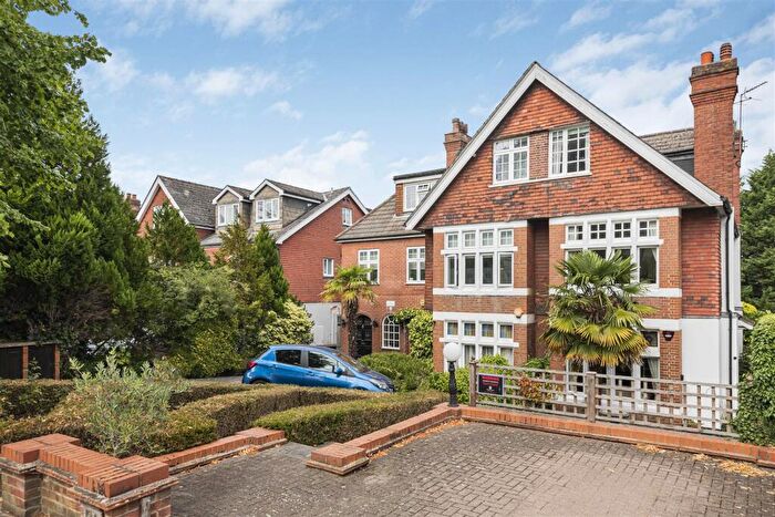 4 Bedroom Semi-Detached House For Sale In Crescent East, Hadley Wood, EN4