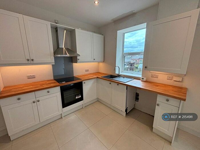 3 Bedroom Terraced House To Rent In Upper Valley Road, Sheffield, S8