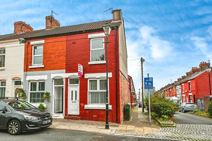 2 Bedroom Terraced House For Sale In Cockburn Street, Liverpool, L8