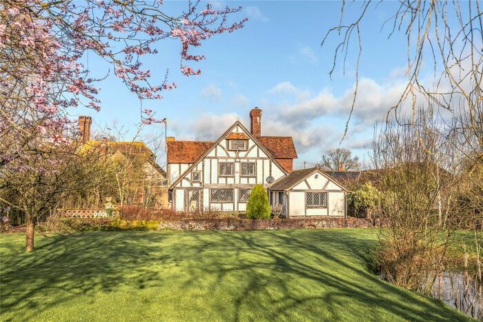 2 Bedroom Detached House To Rent In Weeks Farm, Bedlam Lane, Ashford, Kent, TN27