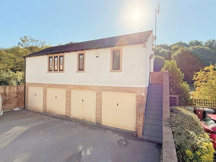 1 Bedroom Detached House For Sale In Tawny Beck, Leeds, LS13