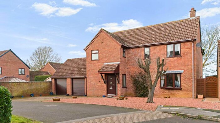 4 Bedroom Detached House For Sale In Mill View Gardens, Wrawby, Brigg, North Lincolnshire, DN20