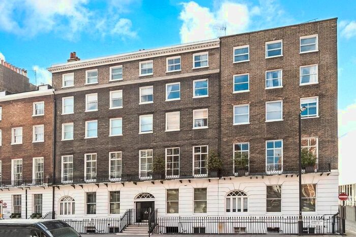 2 Bedroom Flat To Rent In Gloucester Place, Marylebone, London, W1U