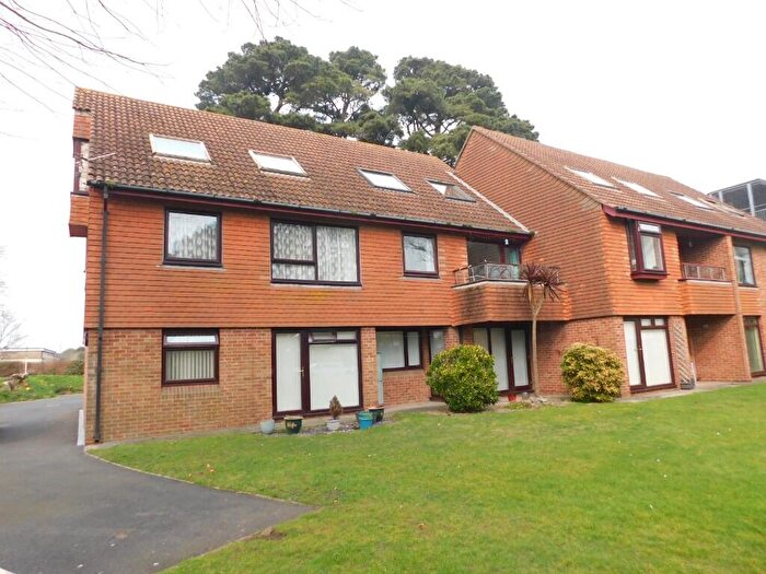 1 Bedroom Flat For Sale In Flat Francesca Grange, Somerford Way, Christchurch, BH23