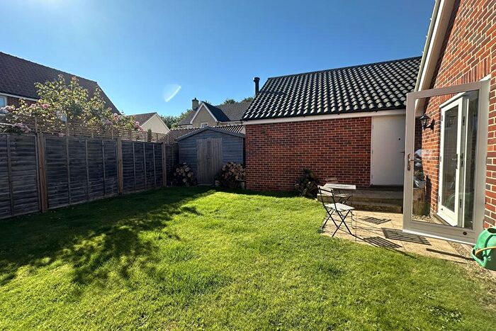 2 Bedroom Detached Bungalow For Sale In Braithwaite Road, Long Melford, CO10