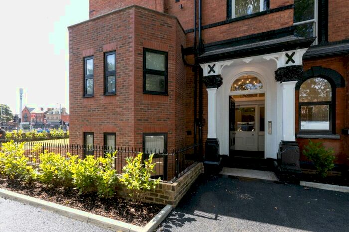3 Bedroom Penthouse To Rent In Parkfield Road, Aigburth, Liverpool, Merseyside, L17