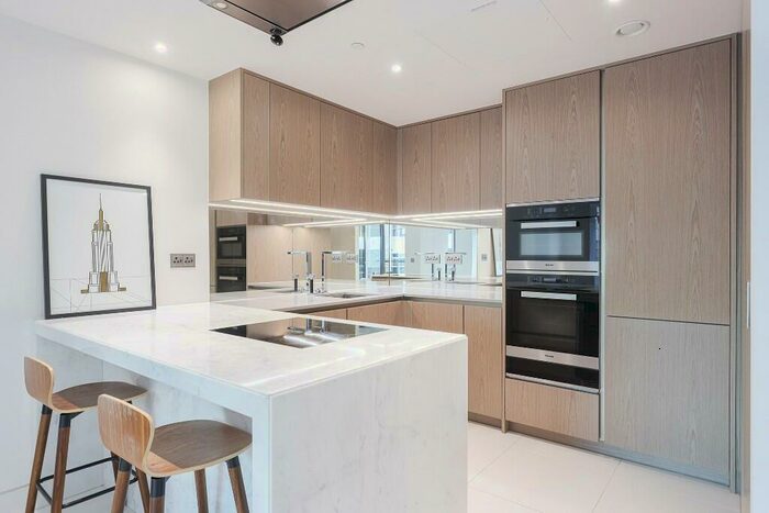 1 Bedroom Apartment To Rent In Sugar Quay, Water Lane, London, EC3R