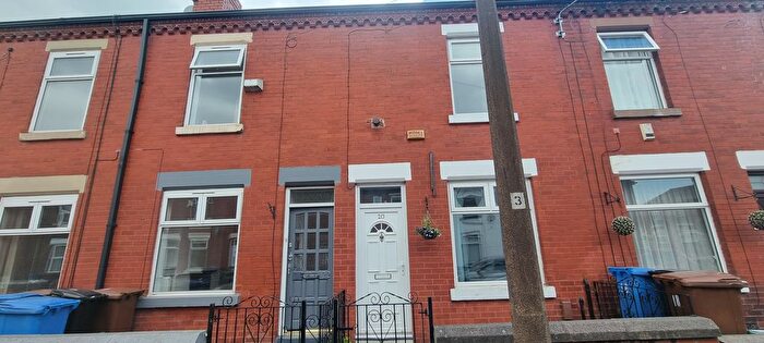 2 Bedroom Property To Rent In Lingard Street, Stockport, SK5