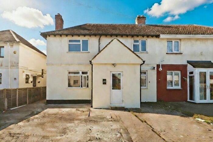 5 Bedroom Semi Detached House For Sale In North Road, West Drayton, UB7