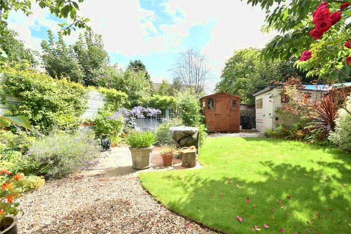 2 Bedroom Flat To Rent In Norfolk Road, Maidenhead, SL6