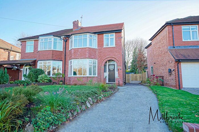 4 Bedroom Semi Detached House To Rent In Greenleach Lane, Worsley, M28