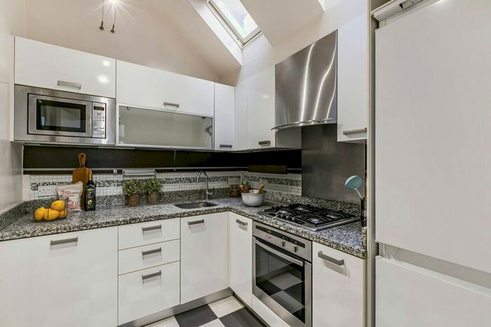 2 Bedroom Flat To Rent In Stanhope Gardens, South Kensington, London, SW7