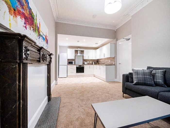 5 Bedroom Maisonette To Rent In Brunswick Street, Hillside, Edinburgh, EH7