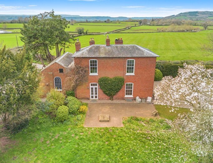 6 Bedroom Detached House For Sale In Kenchester, Hereford, HR4