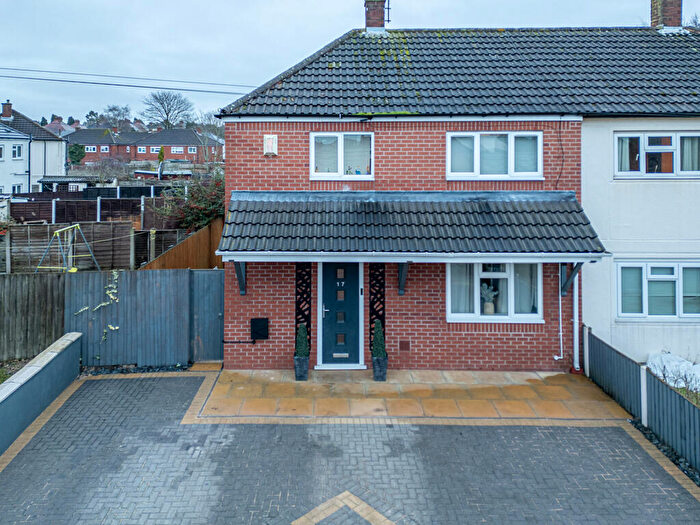 3 Bedroom Semi Detached House For Sale In Arden Road, Hockley, Tamworth, B77