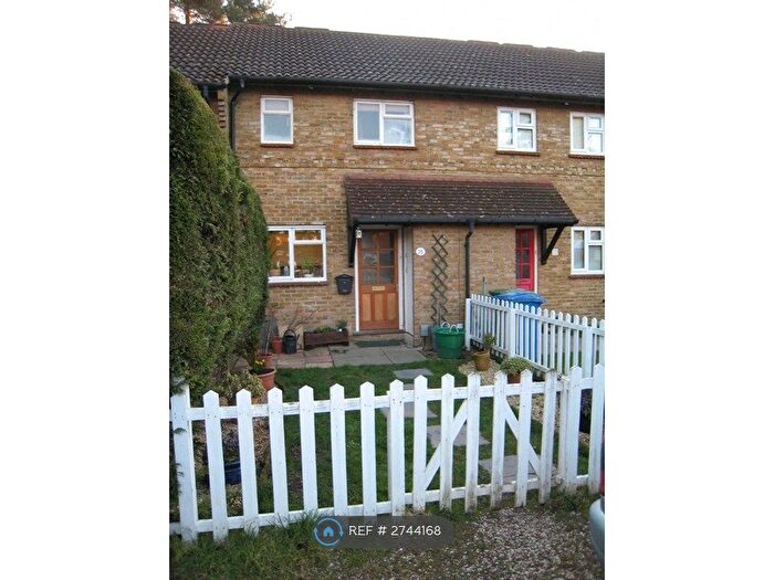 2 Bedroom Terraced House To Rent In Coombe Pine, Bracknell, RG12
