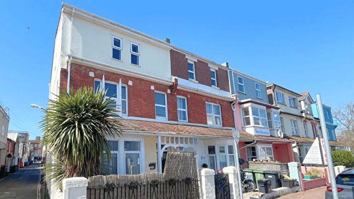 1 Bedroom Flat To Rent In Garfield Road, Paignton, TQ4