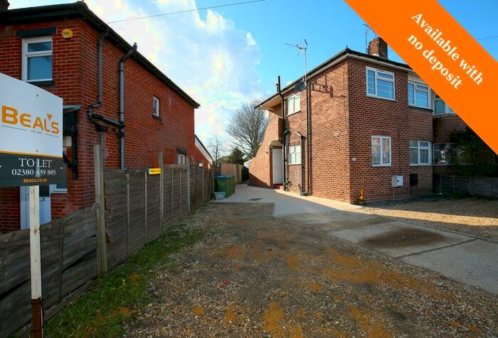 2 Bedroom Maisonette To Rent In No Deposit Option, Spring Road, Southampton, SO19