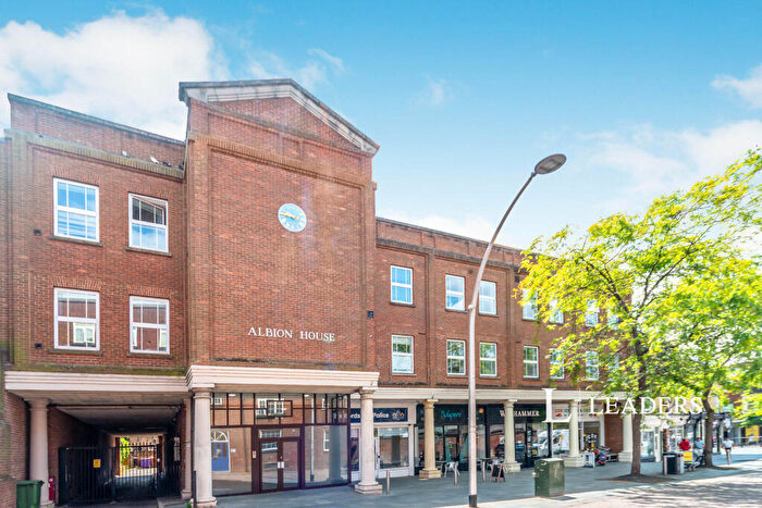 1 Bedroom Flat To Rent In Lime Street, Bedford, Bedfordshire, MK40