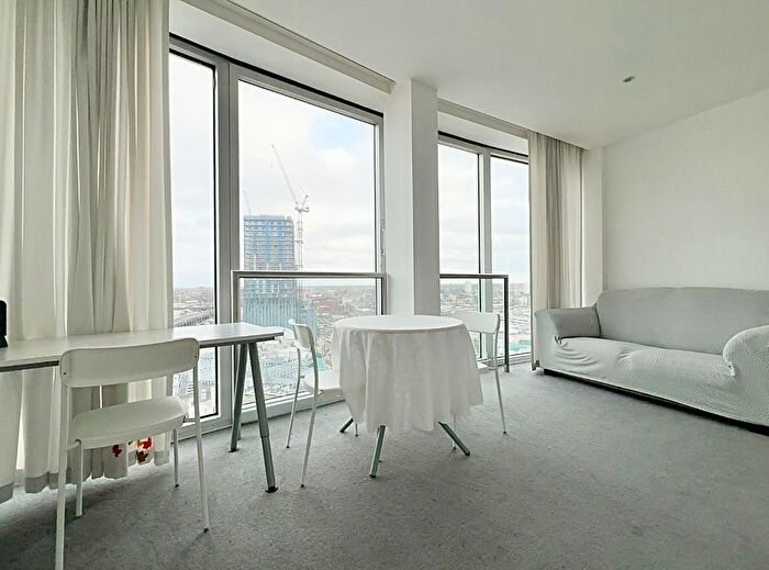 Studio To Rent In New Street, Birmingham, B2