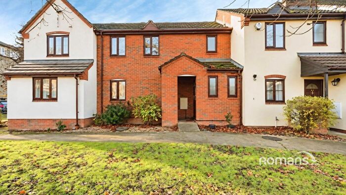 3 Bedroom Terraced House To Rent In Pages Lane, Uxbridge, UB8