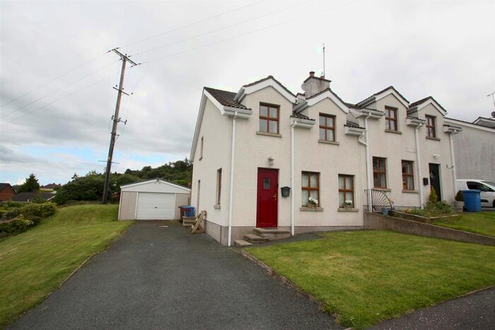 3 Bedroom Semi-Detached House For Sale In The Grove, Ballynahinch, BT24