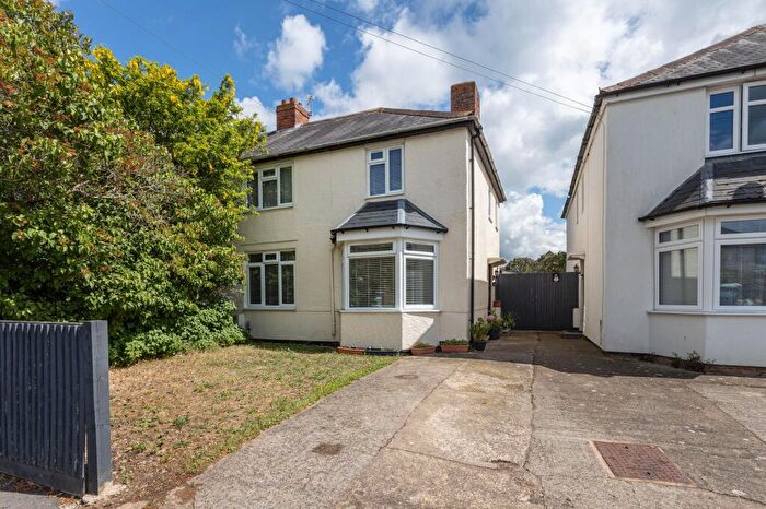 3 Bedroom Semi-Detached House For Sale In Benson Road, Headington, OX3
