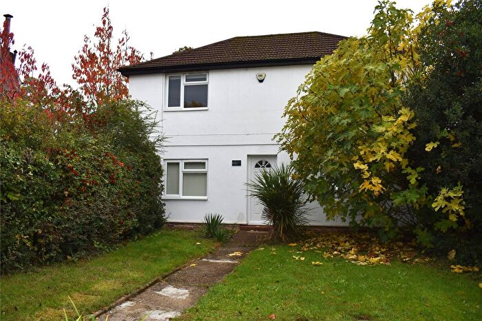 3 Bedroom Detached House For Sale In Kingston Road, Leatherhead, KT22