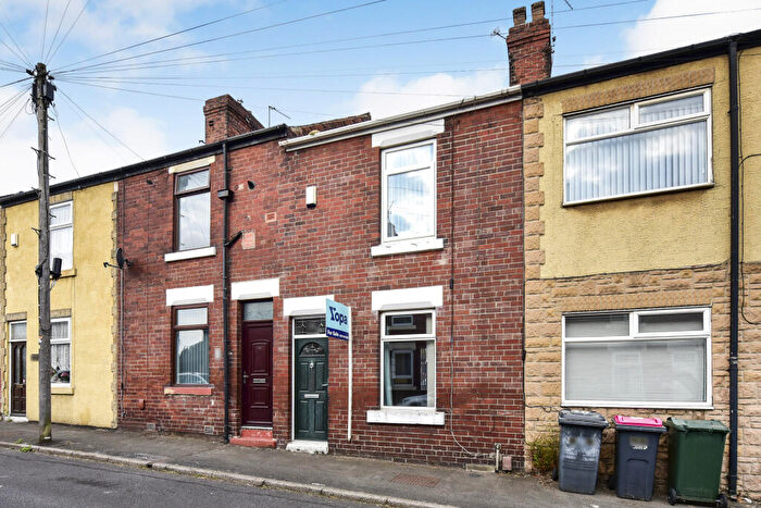 3 Bedroom Terraced House For Sale In North Street, Rotherham, S62