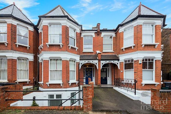 1 Bedroom Apartment To Rent In Coniston Road, Muswell Hill, N10