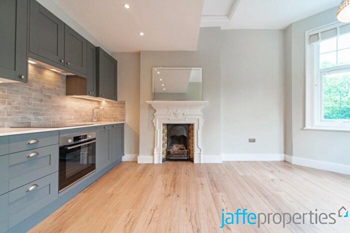 2 Bedroom Apartment To Rent In Westbere Road, London, NW2