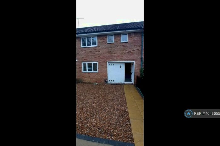 3 Bedroom Terraced House To Rent In Tangham Walk, Basildon, SS14