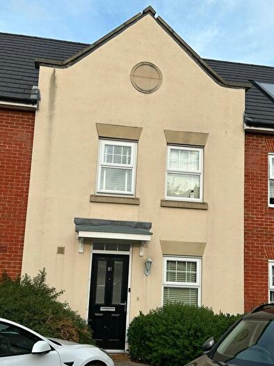 3 Bedroom Terraced House For Sale In Erickson Gardens, Bromley, BR2