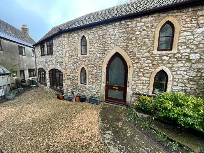 2 Bedroom Cottage To Rent In Brewery Lane, Shepton Mallet, BA4